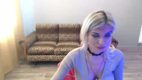 sexybeatriice online show from November 2025 07:19:01 AM
