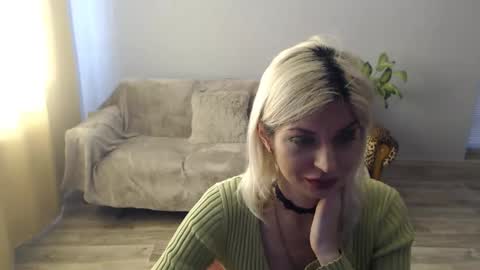 sexybeatriice online show from March 2026 07:35:02 AM