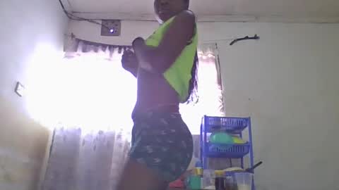 Snapshot of sexybilha483 chatting on January 2025 08:46:02 AM Sexybilha483 online show from January 2025 08:46:02 AM