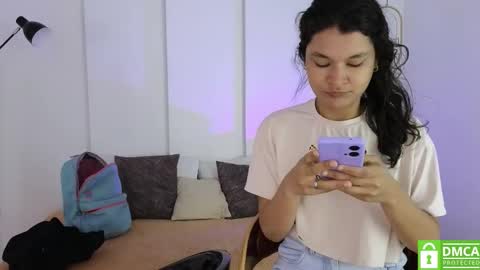 chanell and yina online show from October 2025 01:15:02 PM