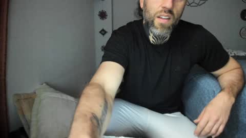 Antonioylola online show from January 2025 12:10:01 PM