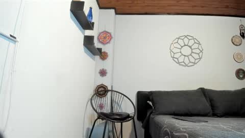 Antonioylola online show from May 2026 03:30:02 PM