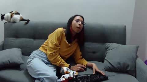 Snapshot of sexycouple_2 chatting on February 2025 09:52:02 PM Katalleya and Steban online show from February 2025 09:52:02 PM