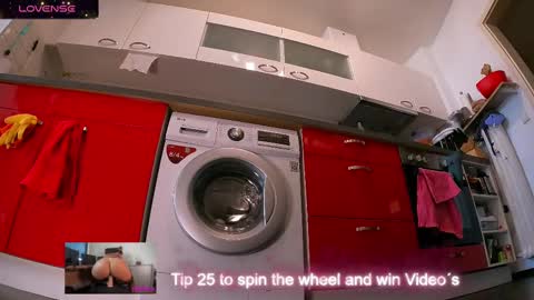 XDA   online show from February 2025 12:06:02 PM