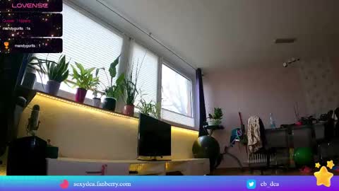 XDA   online show from March 2025 12:34:01 PM