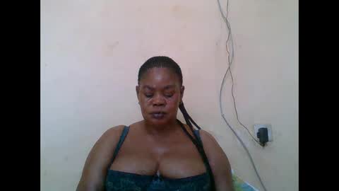 EMILY online show from November 2025 07:41:01 AM