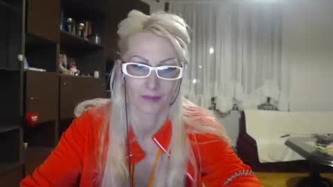 Snapshot of sexyeni chatting on September 2025 09:16:02 PM ENI pvt moan your name WHEN I M NOT online you tell me in SNAPCHAT deal yes add me... FREE TWITTER magiconline101...... online show from September 2025 09:16:02 PM