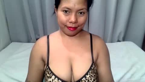Snapshot of sexygirl_ynna chatting on April 2026 01:25:02 AM sexygirl_ynna online show from April 2026 01:25:02 AM