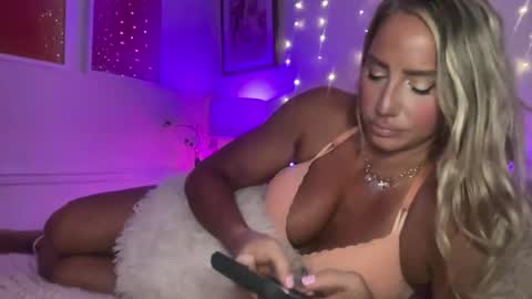 Ashley Love online show from August 2026 08:24:02 AM