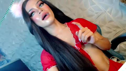 Snapshot of sexyhotbabe18 chatting on February 2025 05:29:01 PM sexyhotbabe18 online show from February 2025 05:29:01 PM