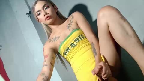 sexyhotbabe18 online show from March 2026 07:14:01 AM