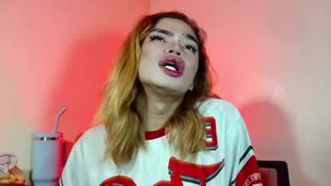 Snapshot of sexyhotbabe18 chatting on July 2026 10:09:02 PM sexyhotbabe18 online show from July 2026 10:09:02 PM
