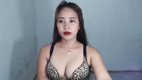 jeanken and jelian online show from January 2025 09:01:01 AM