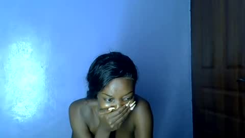 Snapshot of sexyicey99 chatting on July 2026 09:21:01 PM SexyIcey online show from July 2026 09:21:01 PM