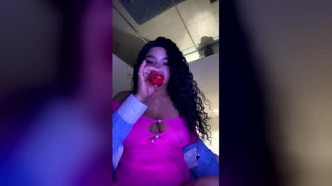 SEXYLATINCOUPLE online show from February 2026 10:01:01 AM