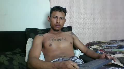 Snapshot of sexyleon69 chatting on February 2025 10:59:01 PM Sexy leon online show from February 2025 10:59:01 PM