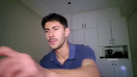 Snapshot of sexymann17 chatting on May 2026 07:52:02 PM sexymann17 online show from May 2026 07:52:02 PM