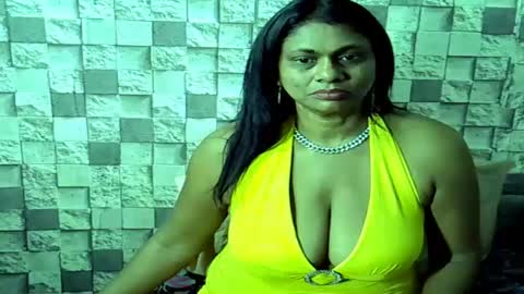 Snapshot of sexymaturemilf01 chatting on July 2026 03:19:02 AM sexymaturemilf01 online show from July 2026 03:19:02 AM