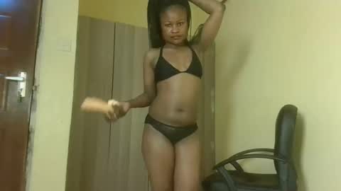 queenivy online show from September 2025 06:09:02 PM