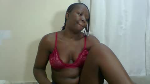 PAULINE online show from September 2025 05:02:01 PM