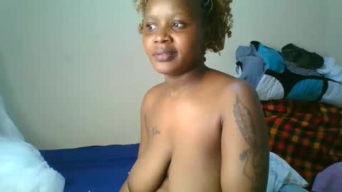 Snapshot of sexytbianca chatting on March 2026 05:19:01 PM faty online show from March 2026 05:19:01 PM