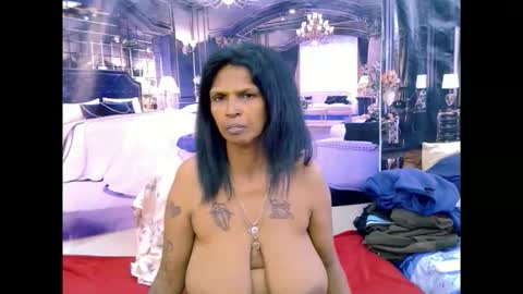 sexyva4u2luv online show from February 2026 06:22:02 AM