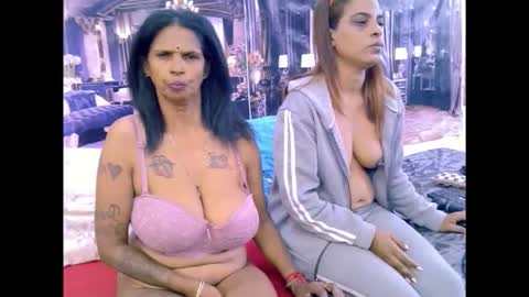 sexyva4u2luv online show from March 2026 07:36:01 AM