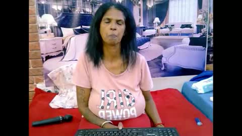 sexyva4u2luv online show from March 2026 08:03:02 PM