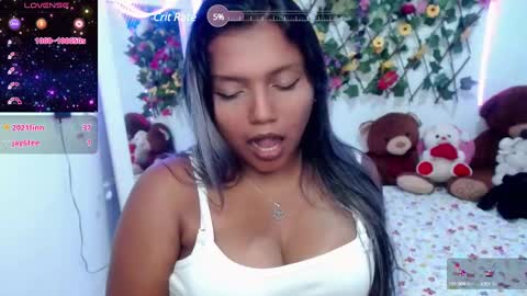 sexyvaldiry online show from January 2025 12:17:01 AM