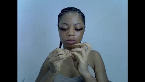 sexyxpeach online show from March 2026 12:59:01 AM