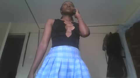 Snapshot of sexyy_tiny chatting on September 2025 10:48:02 AM Mel online show from September 2025 10:48:02 AM
