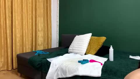 Sexycouple online show from February 2025 07:16:01 PM