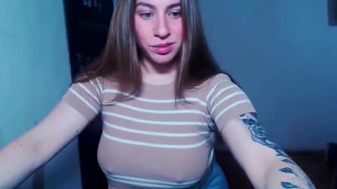 Snapshot of sexyyuliia777 chatting on June 2026 06:25:01 AM Yuliia online show from June 2026 06:25:01 AM