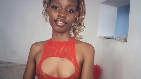 sexyzuriel online show from March 2026 11:35:01 AM