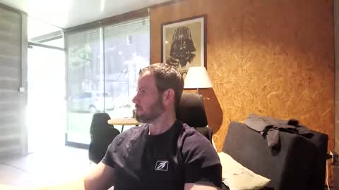 shad0w_hunter online show from September 2025 02:06:02 PM