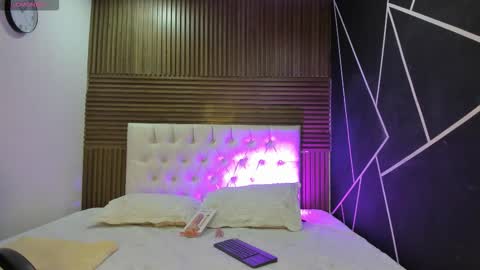 Liz online show from March 2026 10:37:01 PM