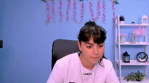 Snapshot of shadow_kiss chatting on June 2026 09:34:01 AM shadow_kiss online show from June 2026 09:34:01 AM