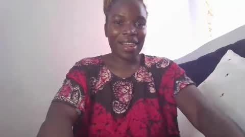 Snapshot of shadowsweet34 chatting on March 2025 09:02:01 AM val online show from March 2025 09:02:01 AM