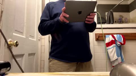 Snapshot of shadystl chatting on January 2025 04:21:02 PM shadystl online show from January 2025 04:21:02 PM