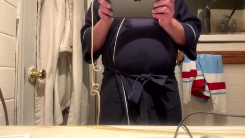 Snapshot of shadystl chatting on January 2025 07:45:02 AM shadystl online show from January 2025 07:45:02 AM