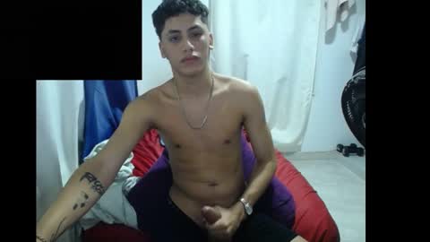 Snapshot of shaelito chatting on December 2024 04:02:02 AM shaelito online show from December 2024 04:02:02 AM