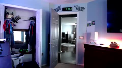 shaftyone4u online show from April 2026 11:09:01 PM