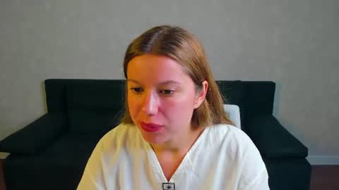 Snapshot of shakira_lux chatting on June 2026 08:47:02 AM Shakira online show from June 2026 08:47:02 AM