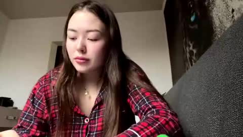 Hana online show from November 2025 05:07:01 AM