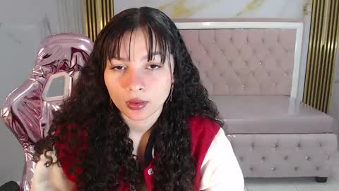 Snapshot of shalon_diaz_sub chatting on February 2025 01:08:02 PM Shalon online show from February 2025 01:08:02 PM