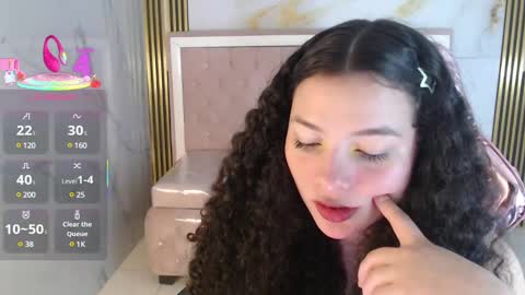 Snapshot of shalon_diaz_sub chatting on March 2025 11:49:01 PM Shalon online show from March 2025 11:49:01 PM