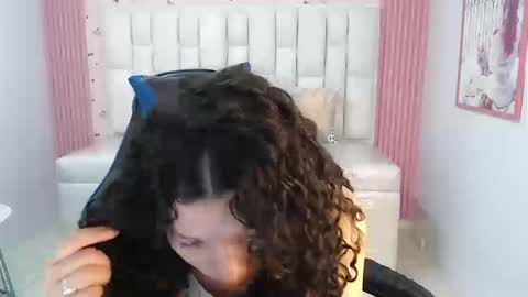 Snapshot of shalon_diaz_sub chatting on September 2025 01:00:02 PM Shalon online show from September 2025 01:00:02 PM