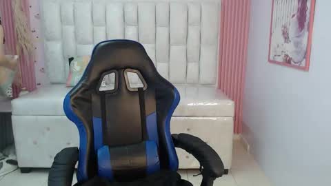 Snapshot of shalon_diaz_sub chatting on September 2025 05:18:01 PM Shalon online show from September 2025 05:18:01 PM