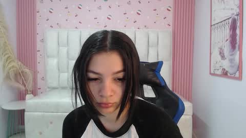 Snapshot of shalon_diaz_sub chatting on December 2025 01:16:01 PM Shalon online show from December 2025 01:16:01 PM