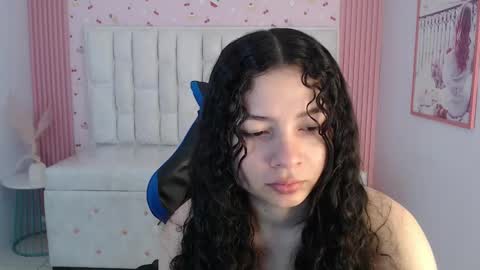 Snapshot of shalon_diaz_sub chatting on January 2026 01:05:02 PM Shalon online show from January 2026 01:05:02 PM